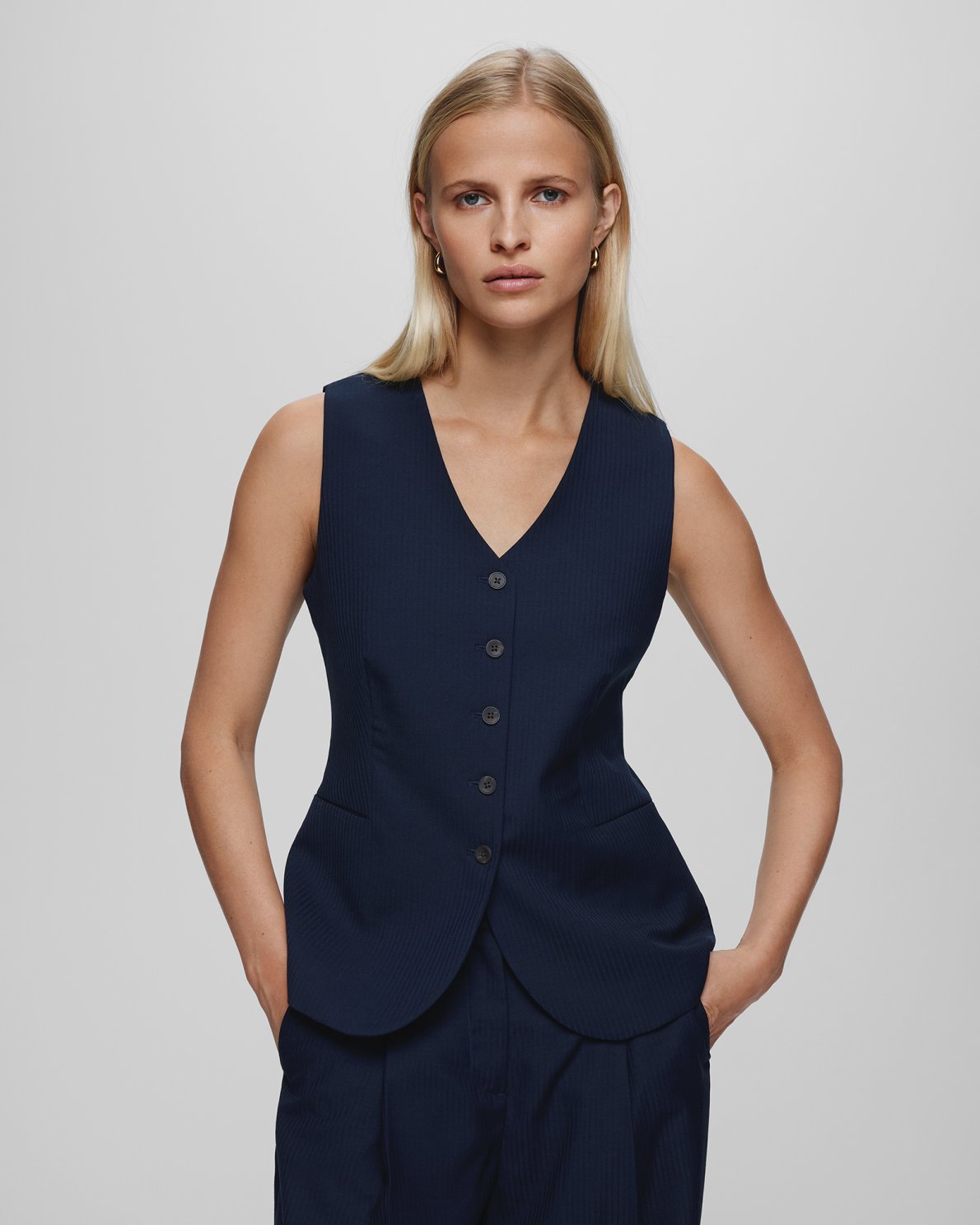 msch-copenhagen-mschmaelynn-vest-stp_1190x1488c